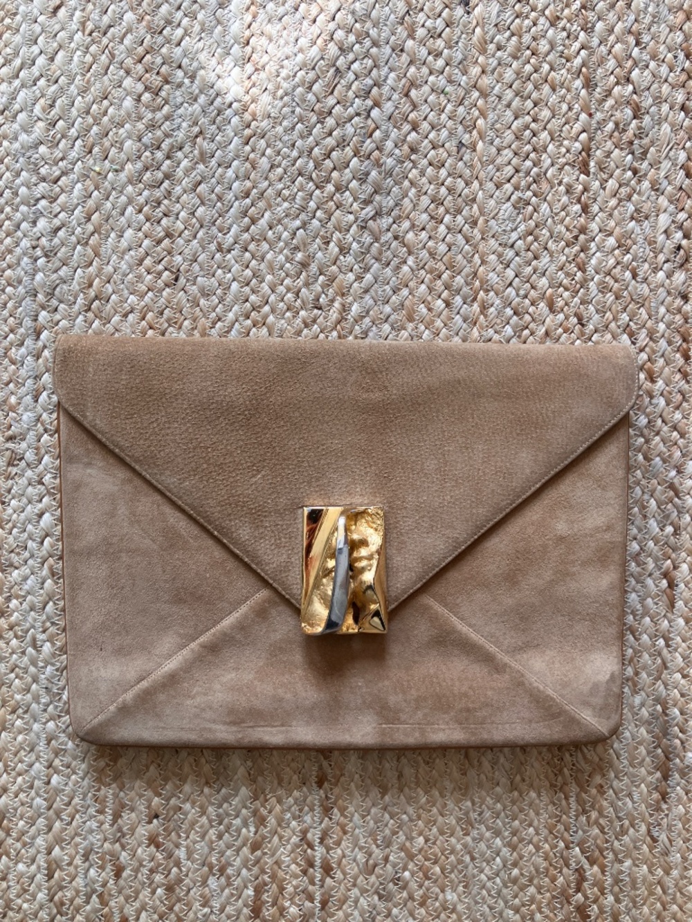 Beautiful vintage Harry Rosenfeld Envelope bag with jewelry like closure